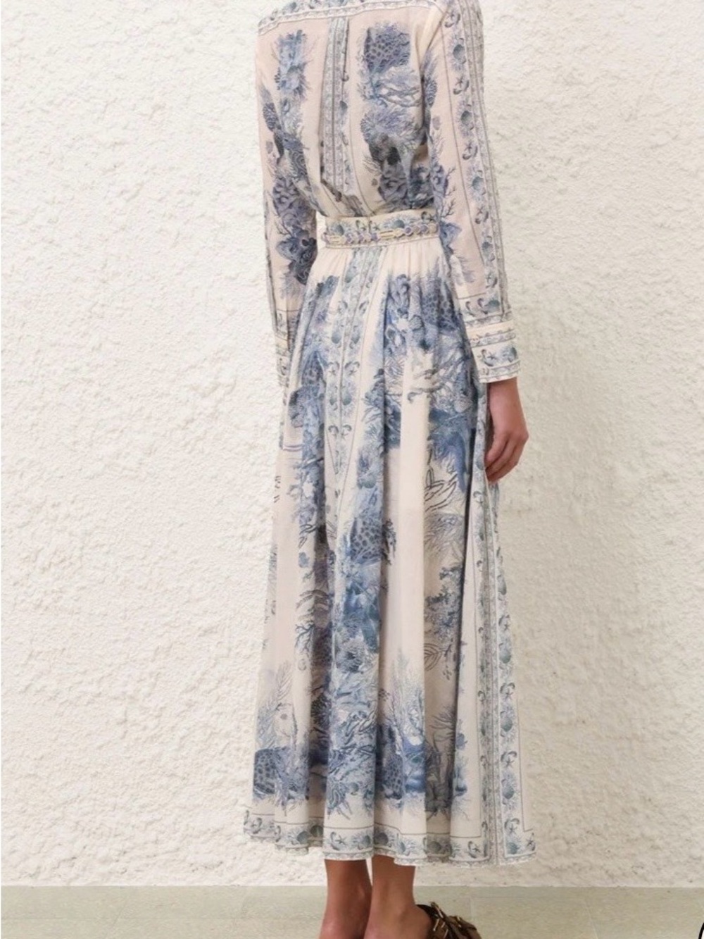 ZIMMERMAN wanderlust Skirt. NWT.
A-line maxi skirt. Size 3.
Brand New! - Picture 6 of 8